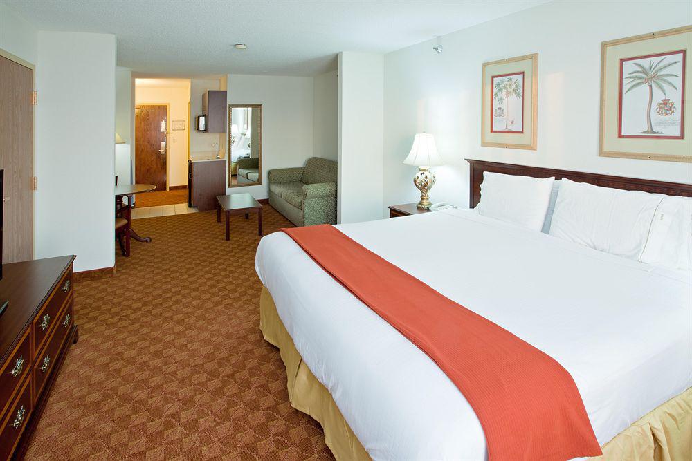 Holiday Inn Express & Suites Shelbyville By Ihg Zimmer foto