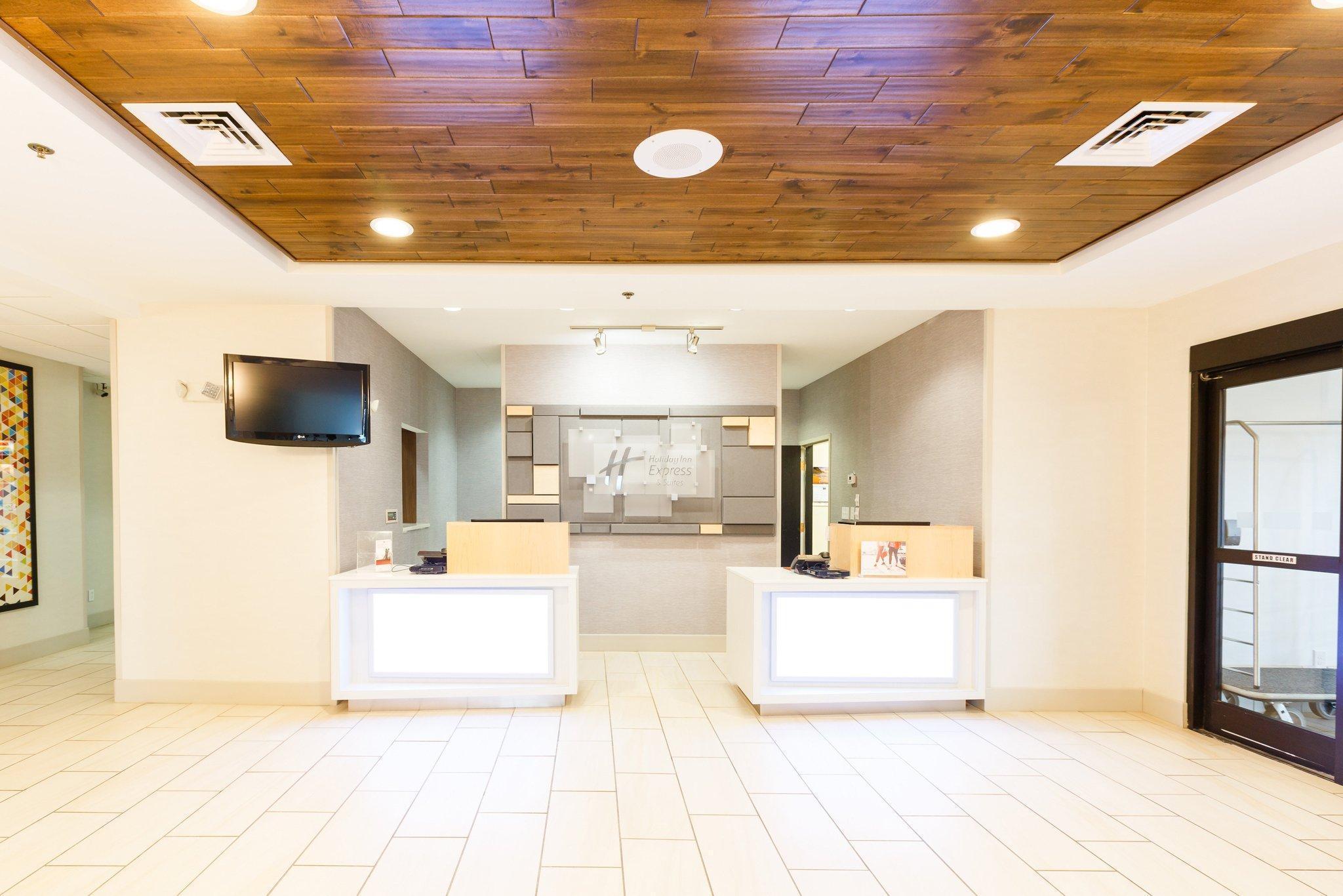 Holiday Inn Express & Suites Shelbyville By Ihg Exterior foto